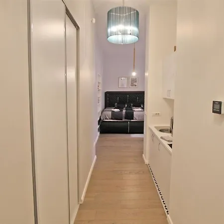 East Spacious In The Heart Of